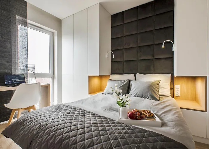 Sky Home- Ilumino Apartment -Centrum, Parking, Klimatyzacja, Dostep Na Kod